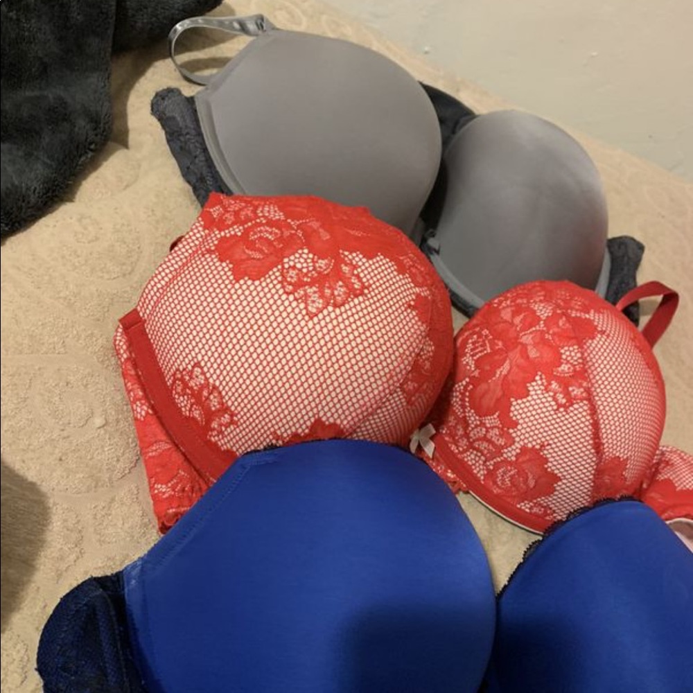Bras never woren